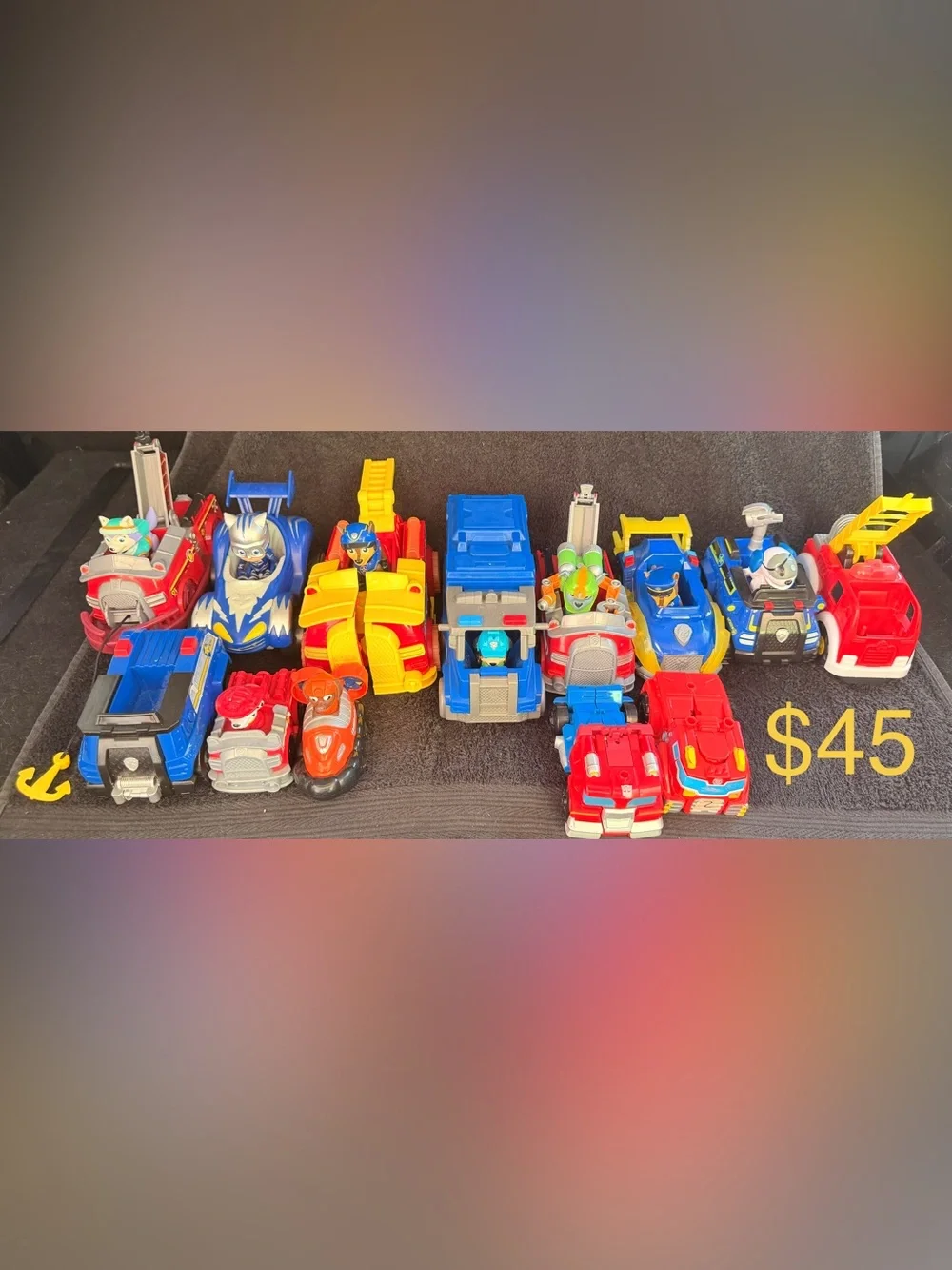 Paw Patrol Blue Rescue Truck with Chase Figure and Police Lights